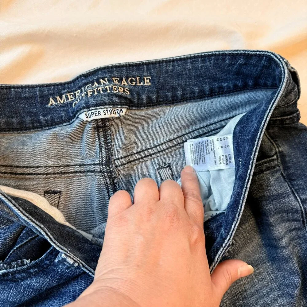 American Eagle Jeans – Size 12 Regular – Dark Wash Flare Denim - Picture 3 of 3
